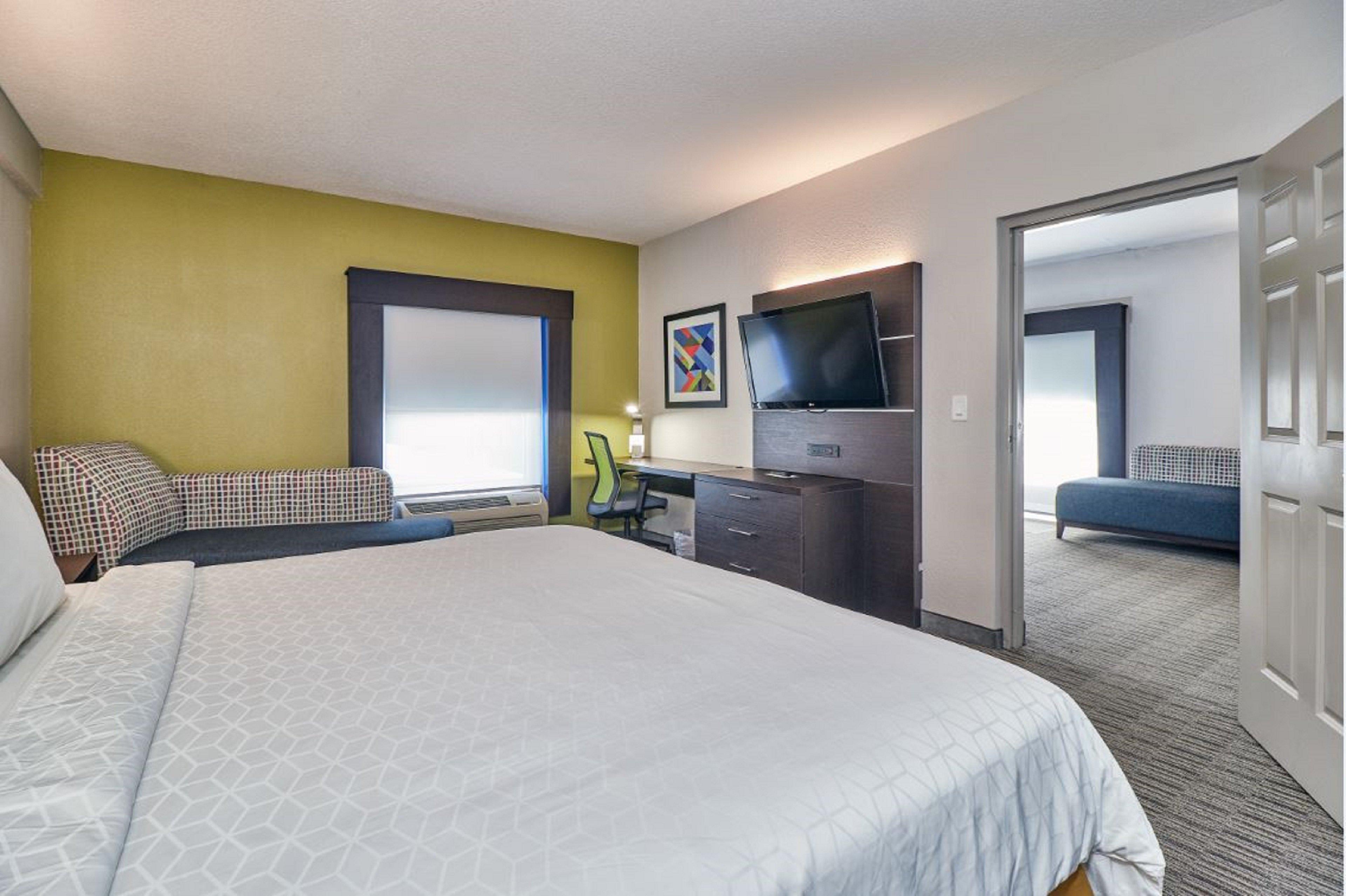 Holiday Inn Express Hotel & Suites Clearwater Us 19 North, An Ihg Hotel Ngoại thất bức ảnh