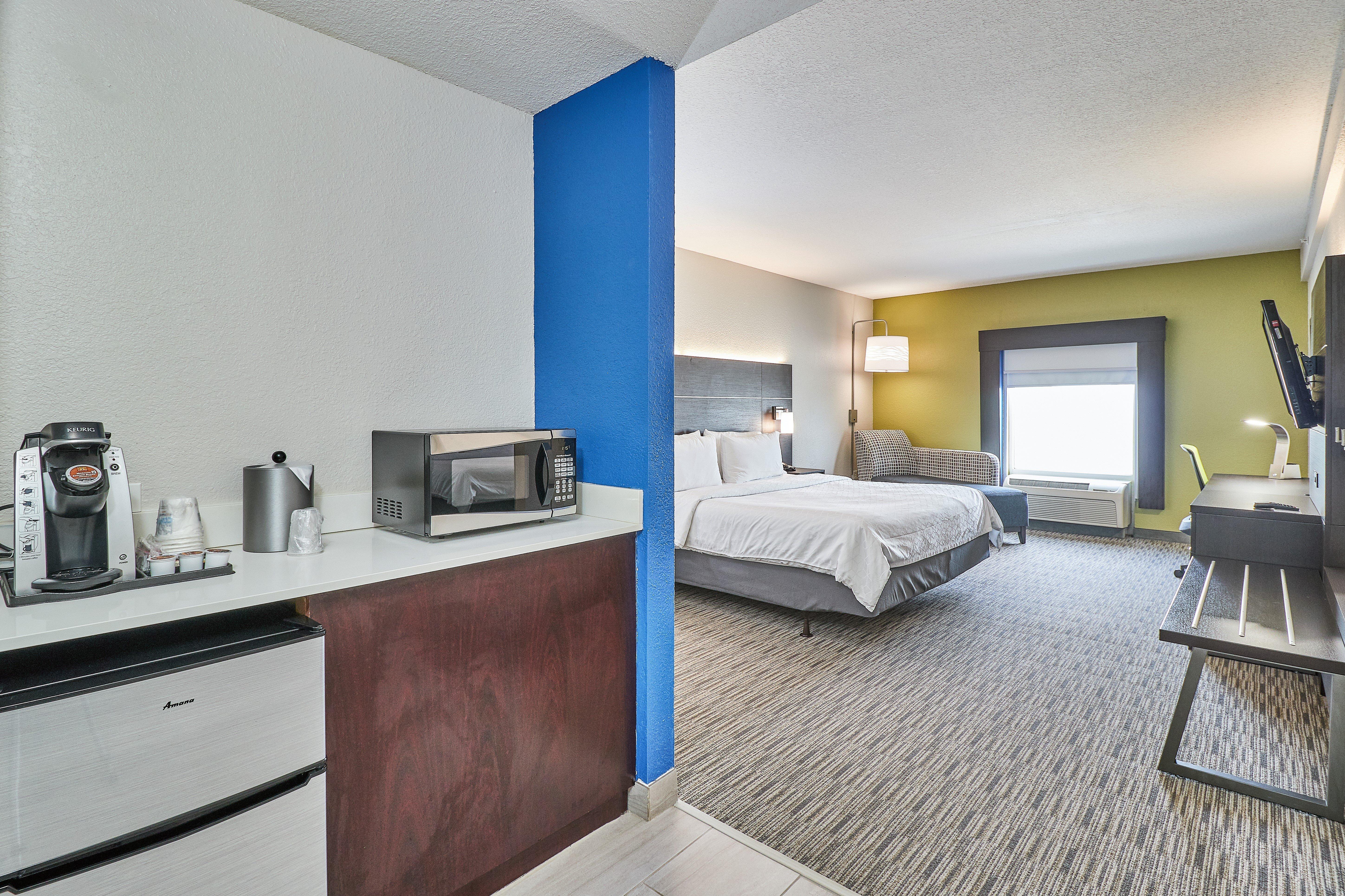 Holiday Inn Express Hotel & Suites Clearwater Us 19 North By Ihg Ngoại thất bức ảnh