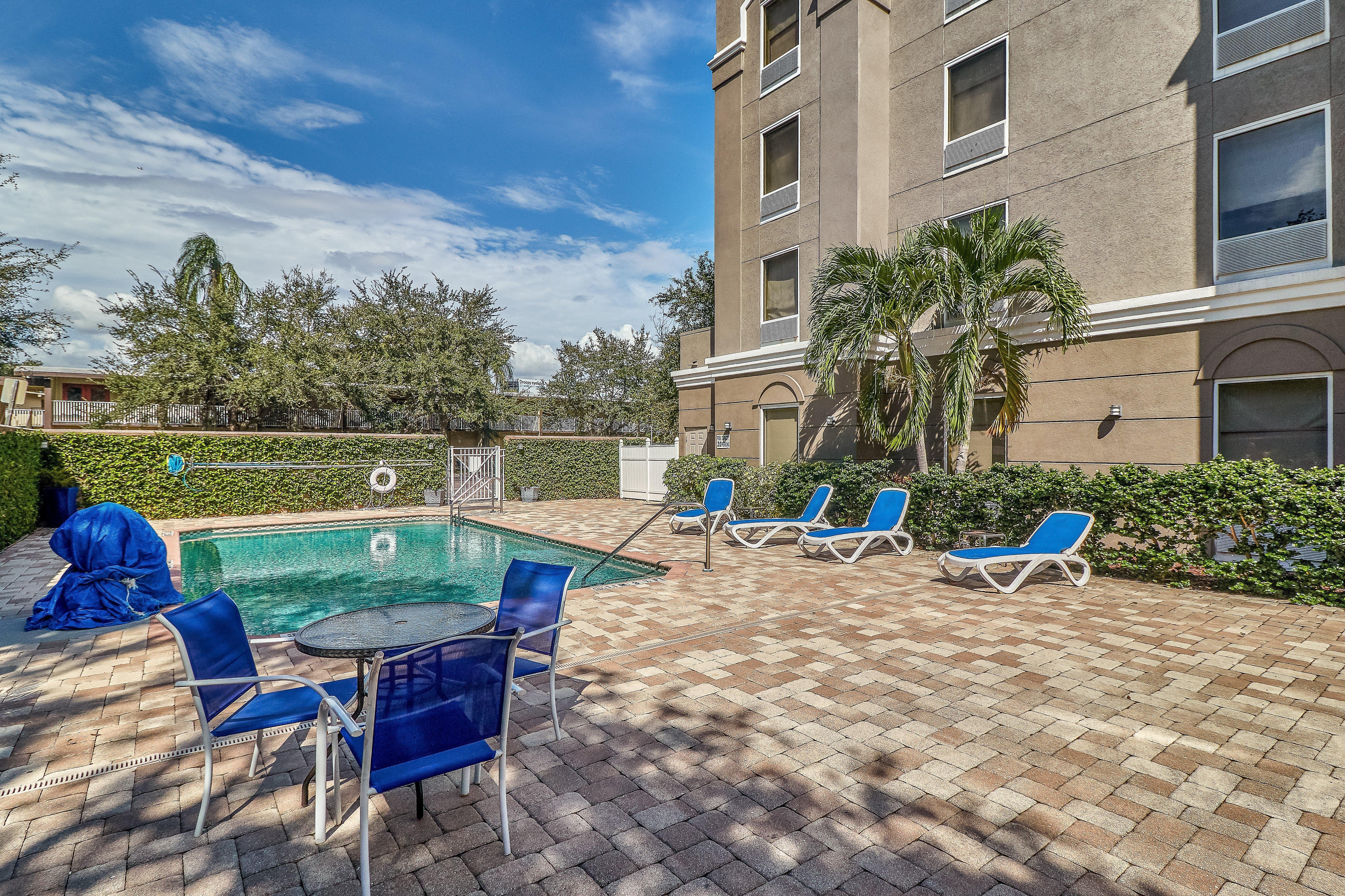 Holiday Inn Express Hotel & Suites Clearwater Us 19 North By Ihg Ngoại thất bức ảnh