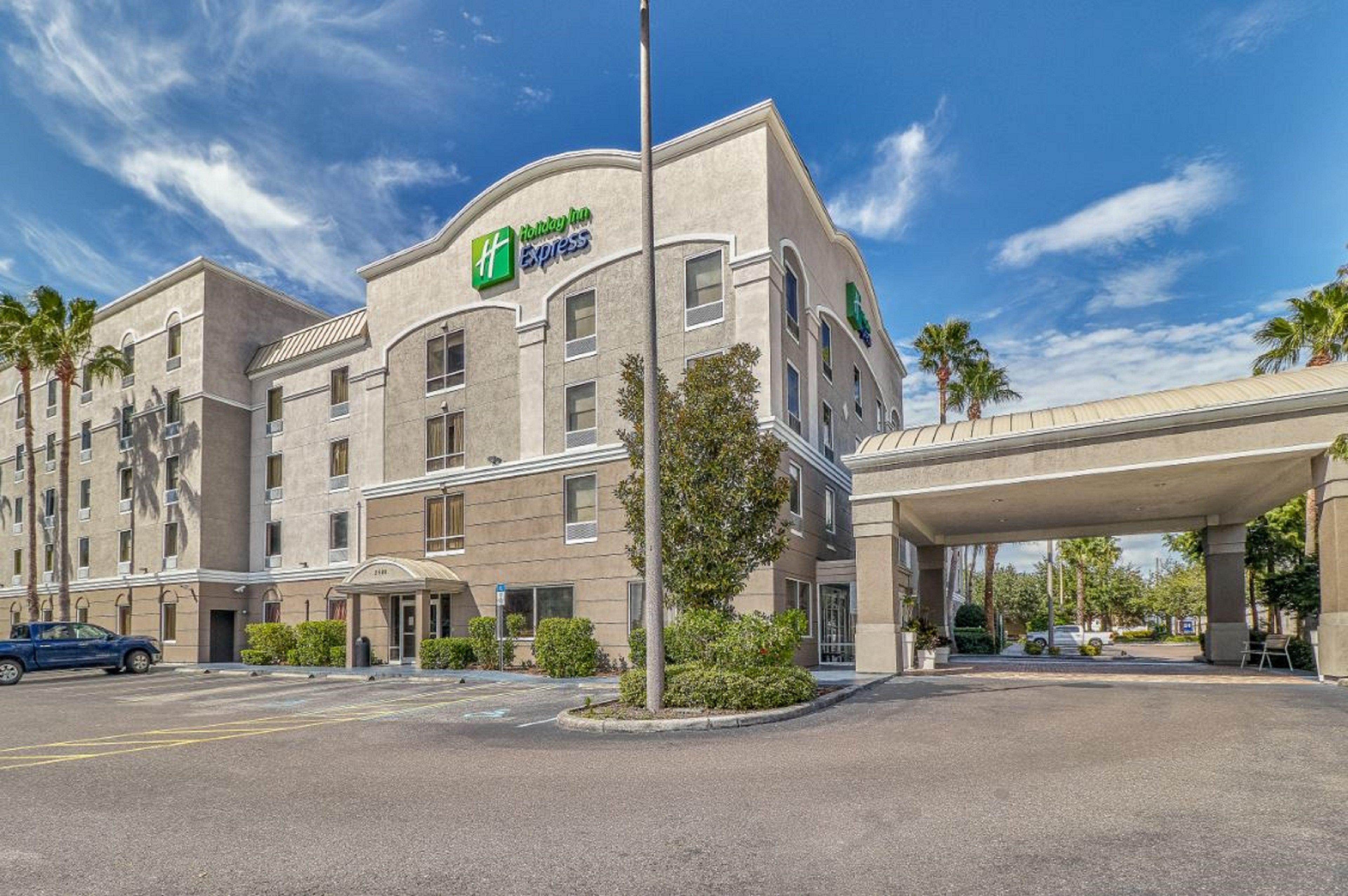 Holiday Inn Express Hotel & Suites Clearwater Us 19 North By Ihg Ngoại thất bức ảnh