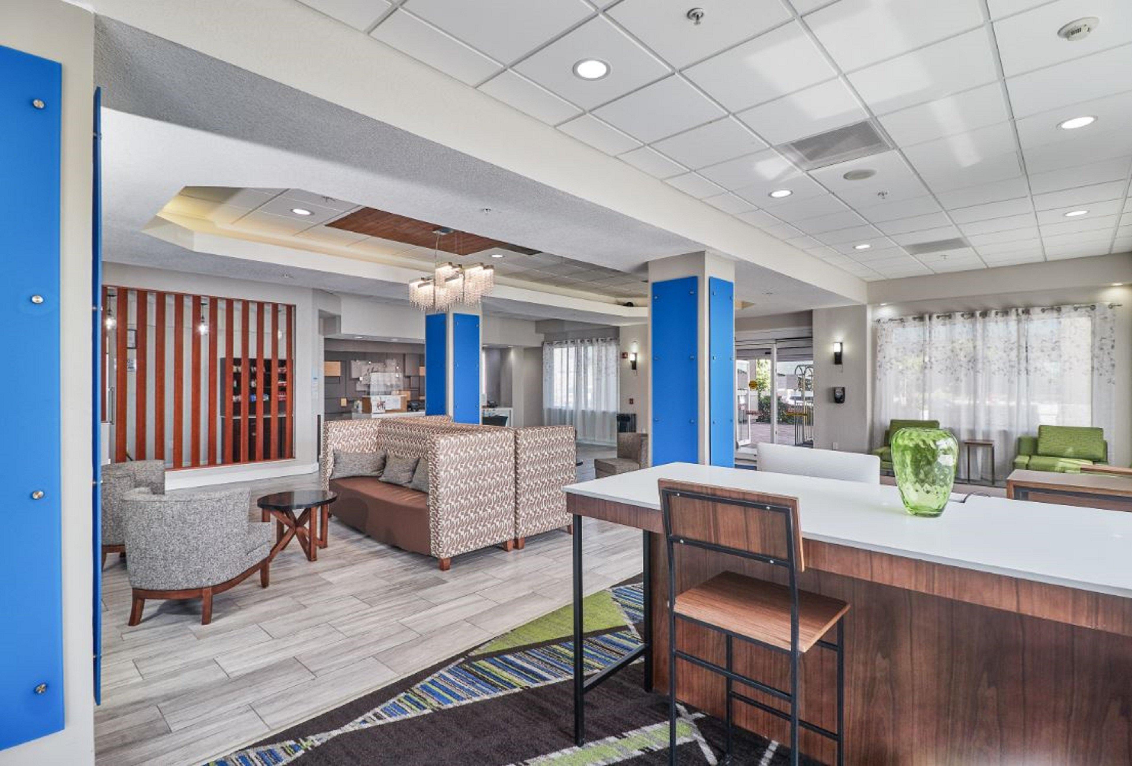 Holiday Inn Express Hotel & Suites Clearwater Us 19 North By Ihg Ngoại thất bức ảnh