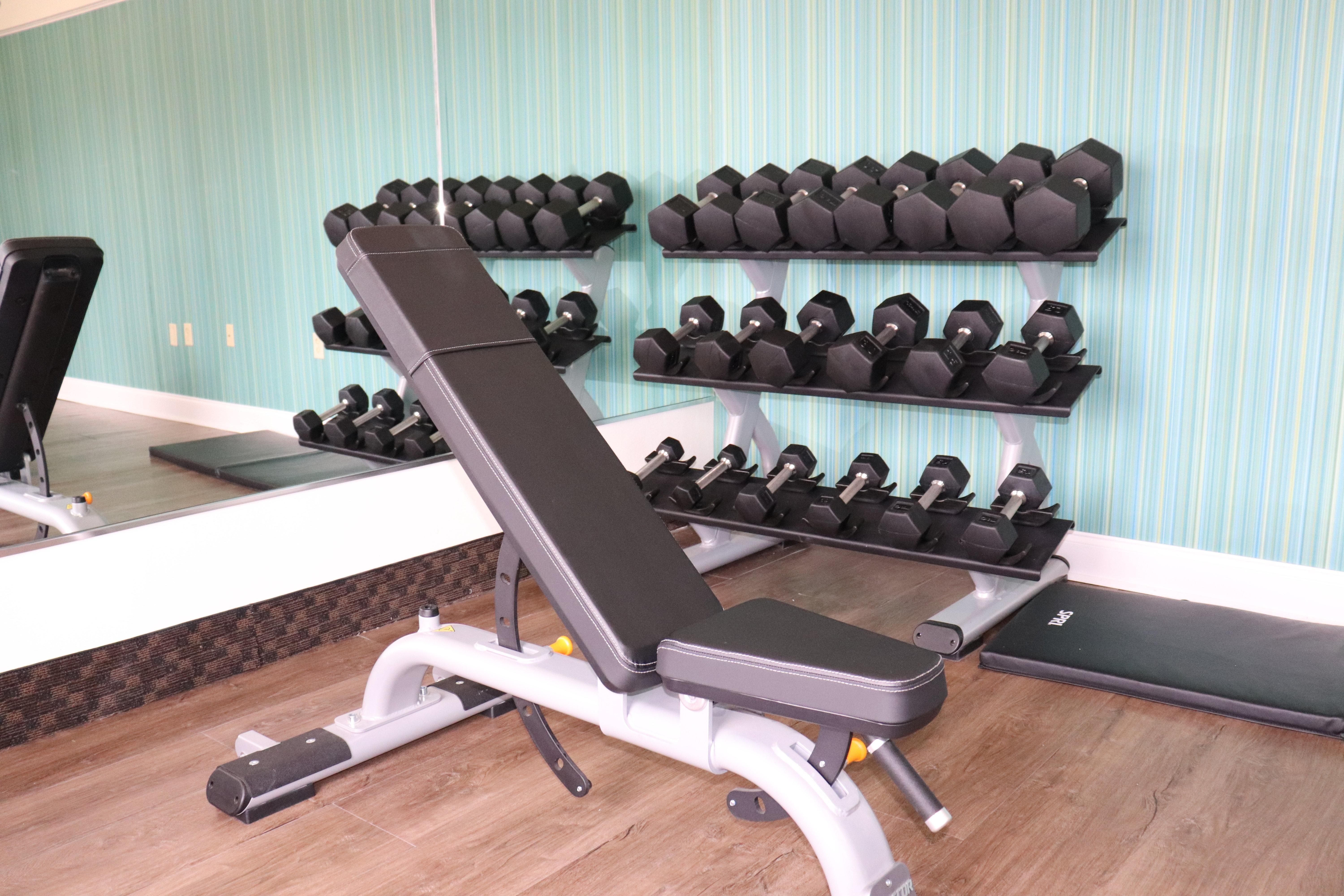 Holiday Inn Express Hotel & Suites Clearwater Us 19 North By Ihg Ngoại thất bức ảnh