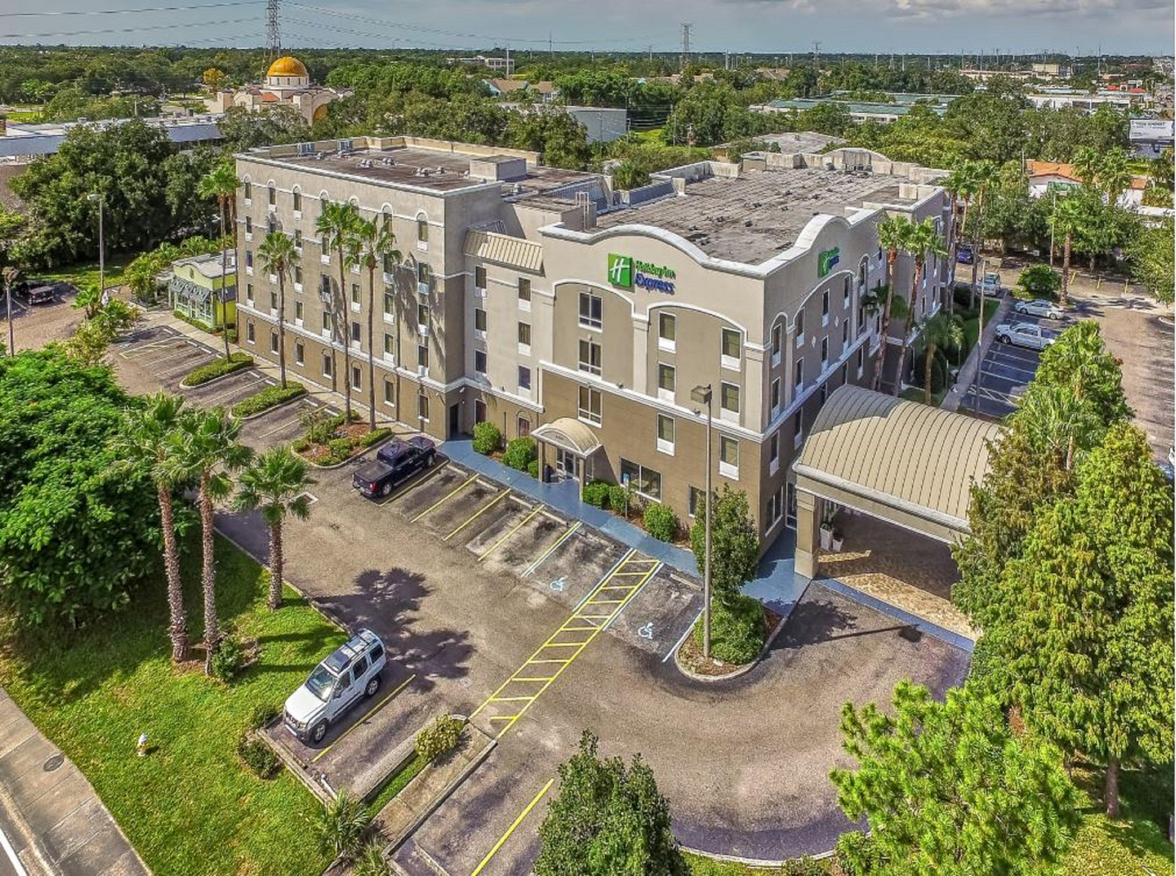 Holiday Inn Express Hotel & Suites Clearwater Us 19 North By Ihg Ngoại thất bức ảnh